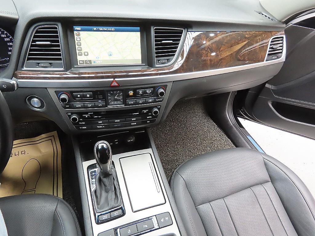 HYUNDAI Genesis 2016 Negro - Importación desde Corea - HF Imports Iquique - Foto 7