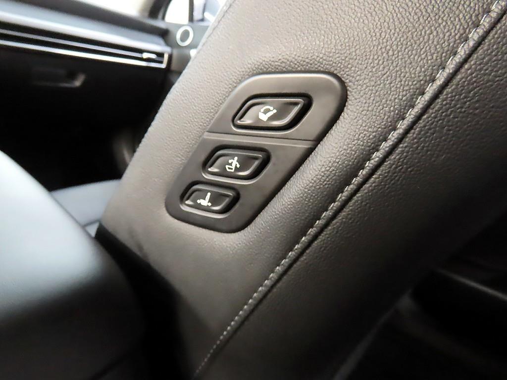 HYUNDAI Sonata - Vista 4