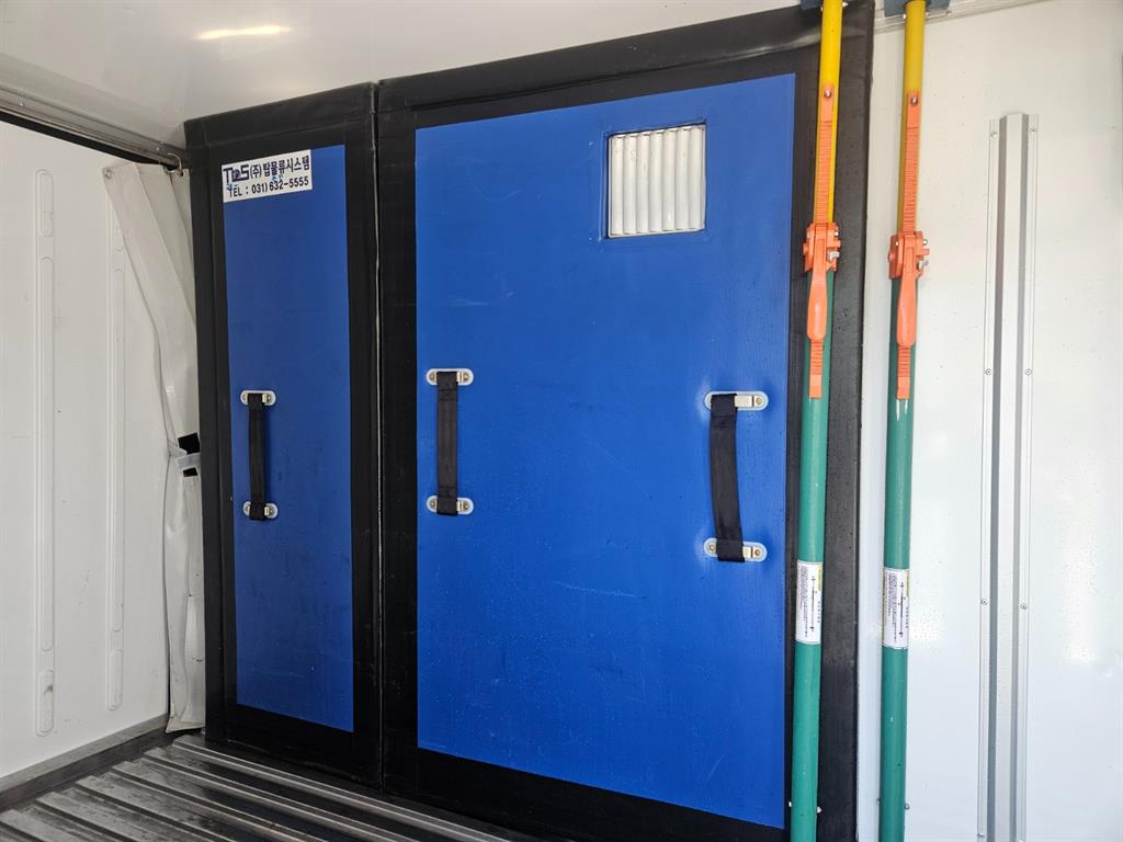 Small Truck Freezer Box(High Deck) - Vista 11