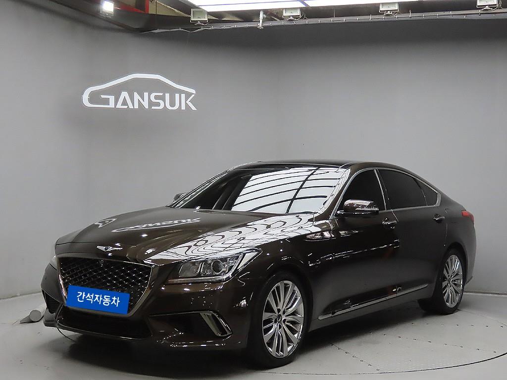 HYUNDAI Genesis - Vista 3