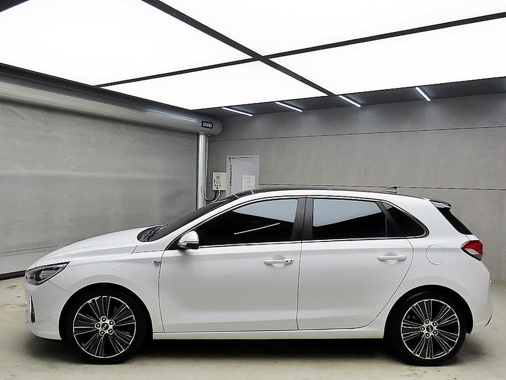 HYUNDAI i30 - Vista 4