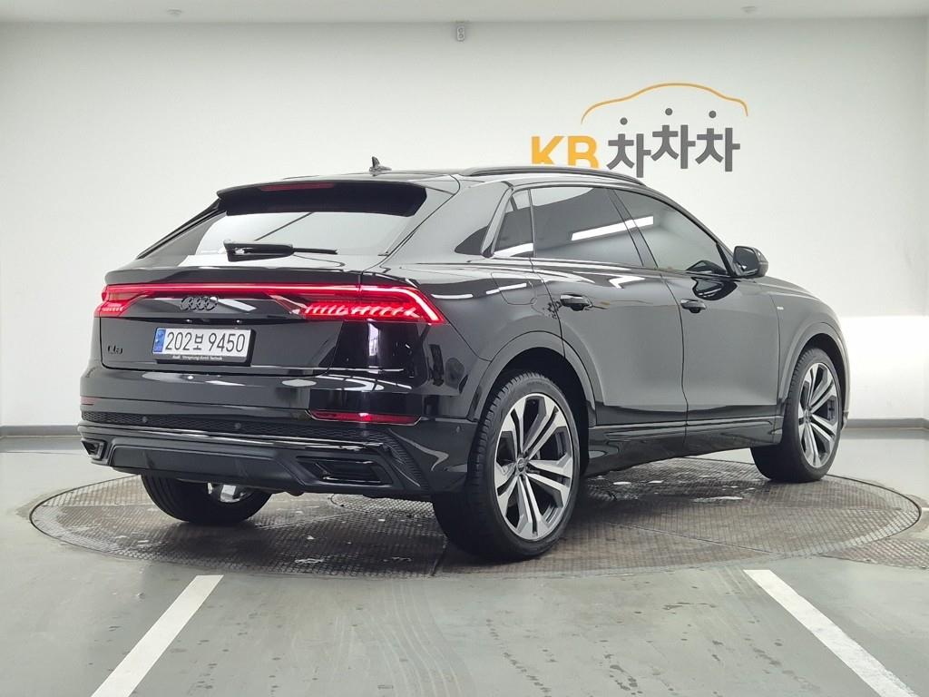 Audi Q8 - Vista 4