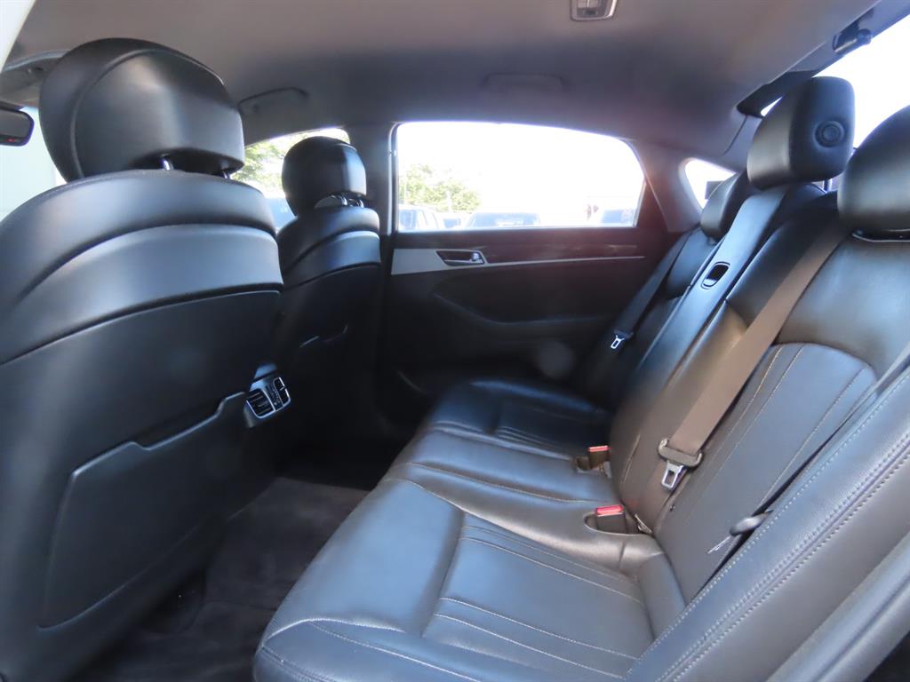 Genesis G80 - Vista 11