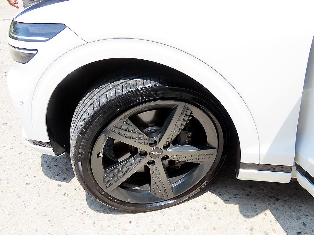 Genesis GV70 2022 Blanco - Importación desde Corea - HF Imports Iquique - Foto 20