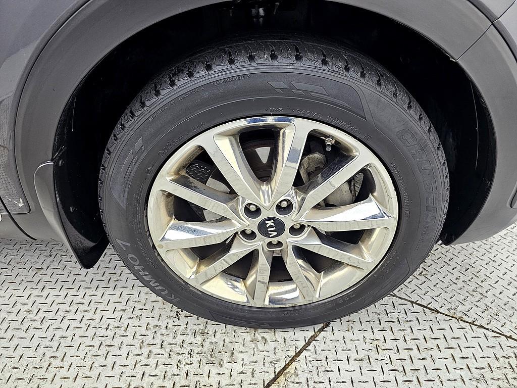 KIA Sorento 2016 Gris - Importación desde Corea - HF Imports Iquique - Foto 20