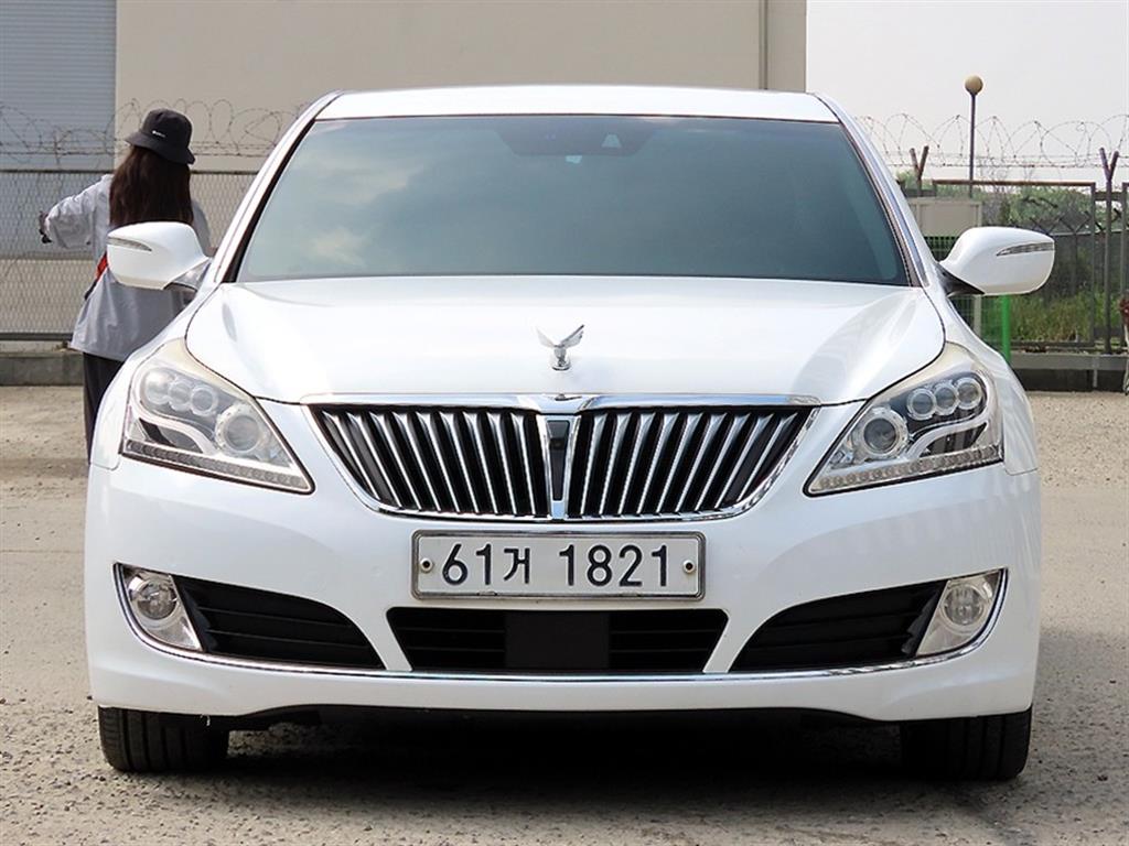 HYUNDAI Equus 2013 Blanco - Importación desde Corea - HF Imports Iquique - Foto 1