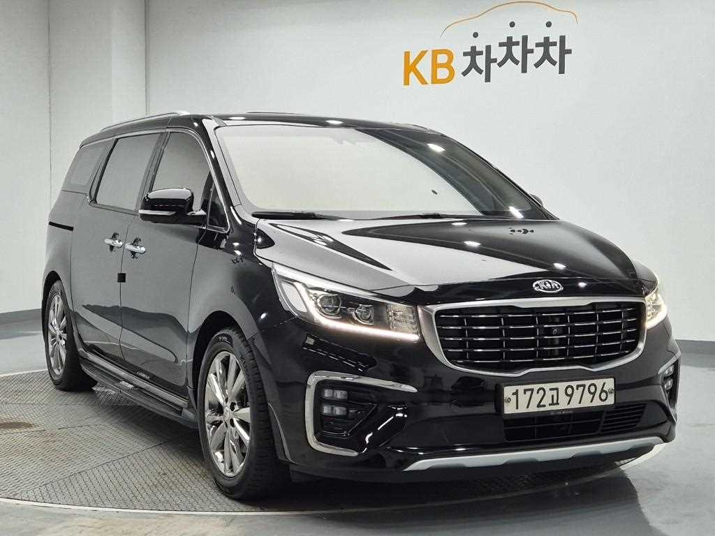 KIA Carnival - Vista 4