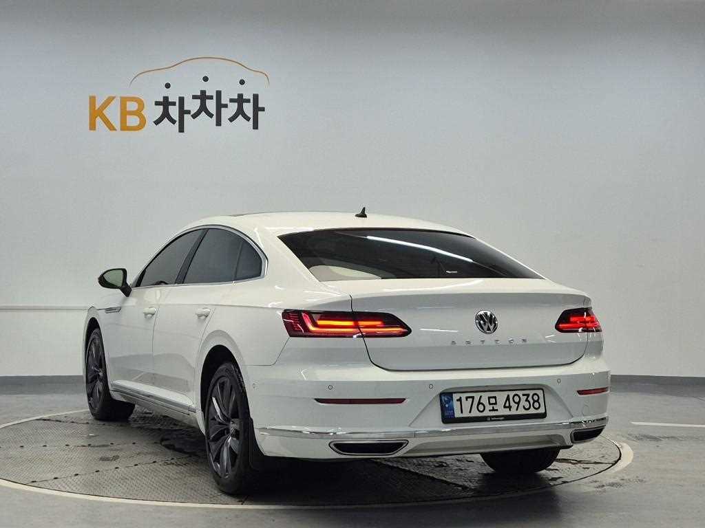 Volkswagen Arteon - Vista 2