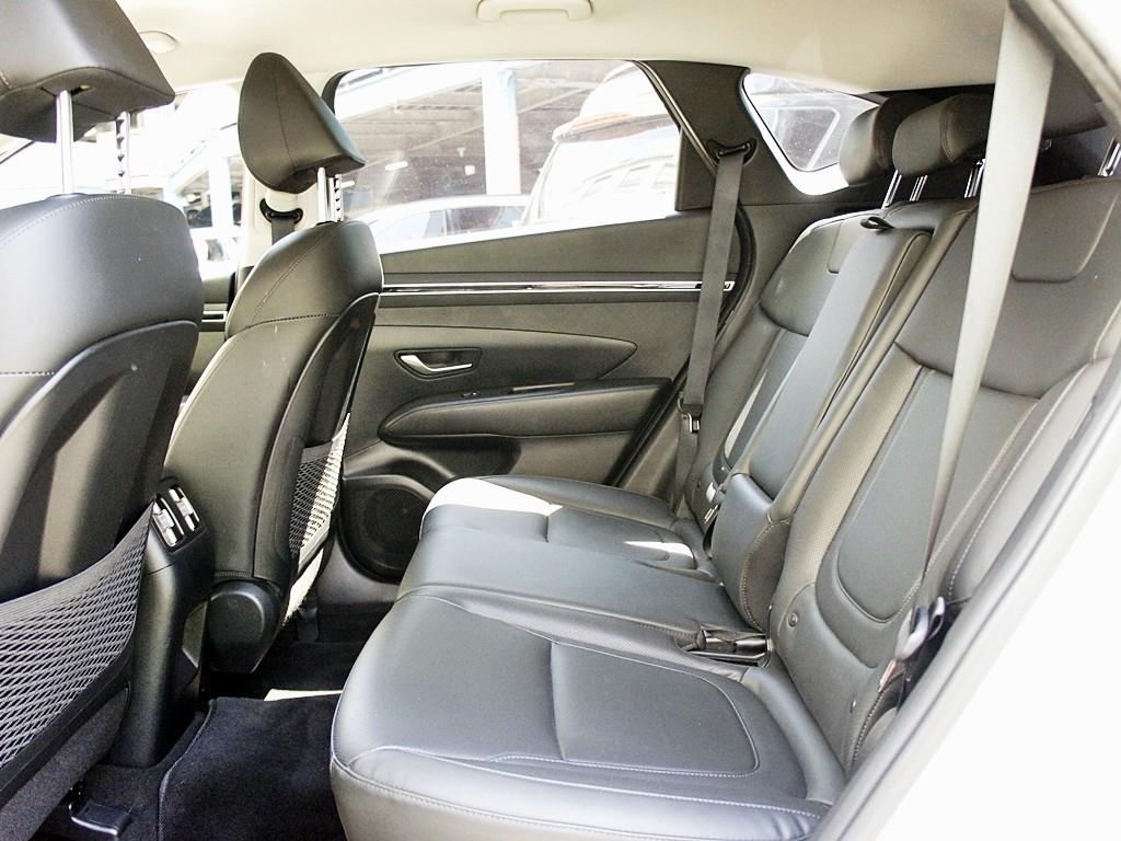 HYUNDAI Tucson - Vista 11