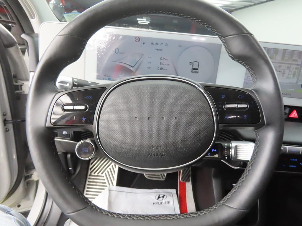 HYUNDAI Ioniq 5 - Vista 8