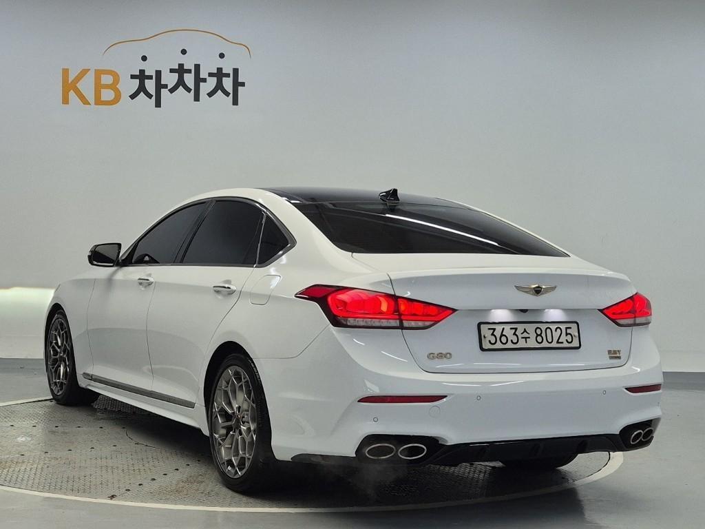 Genesis G80 - Vista 4