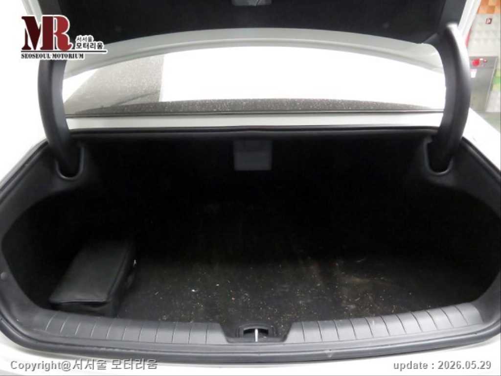 HYUNDAI Grandeur 2023 Blanco - Importación desde Corea - HF Imports Iquique - Foto 17