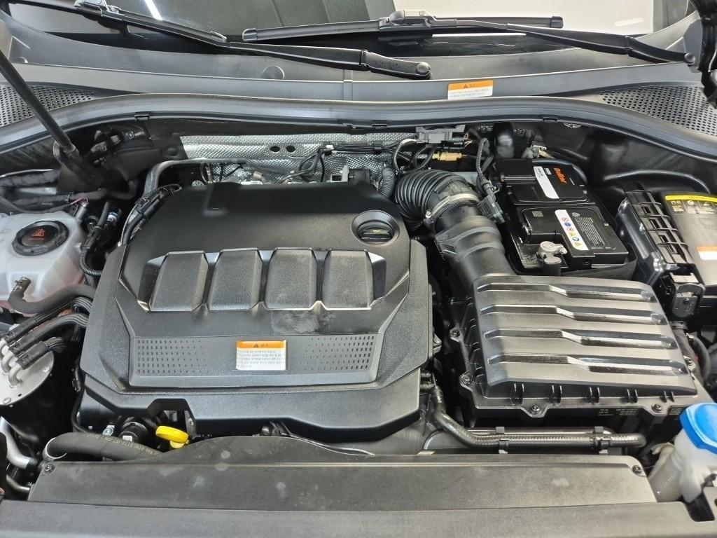 Volkswagen Tiguan - Vista 5
