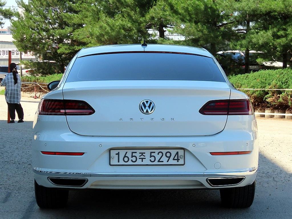 Volkswagen Arteon - Vista 4
