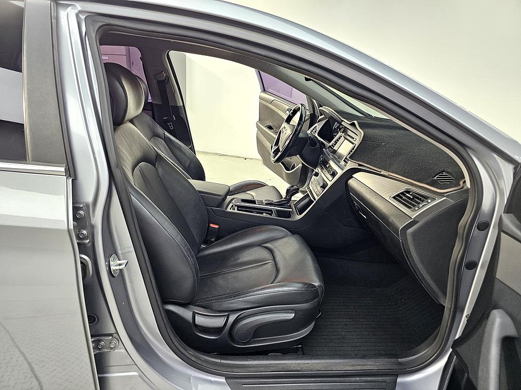HYUNDAI Sonata - Vista 4