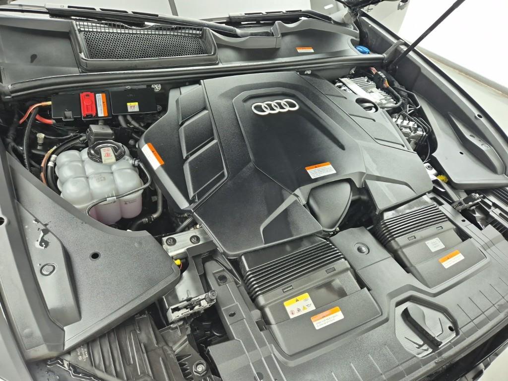 Audi Q8 - Vista 6