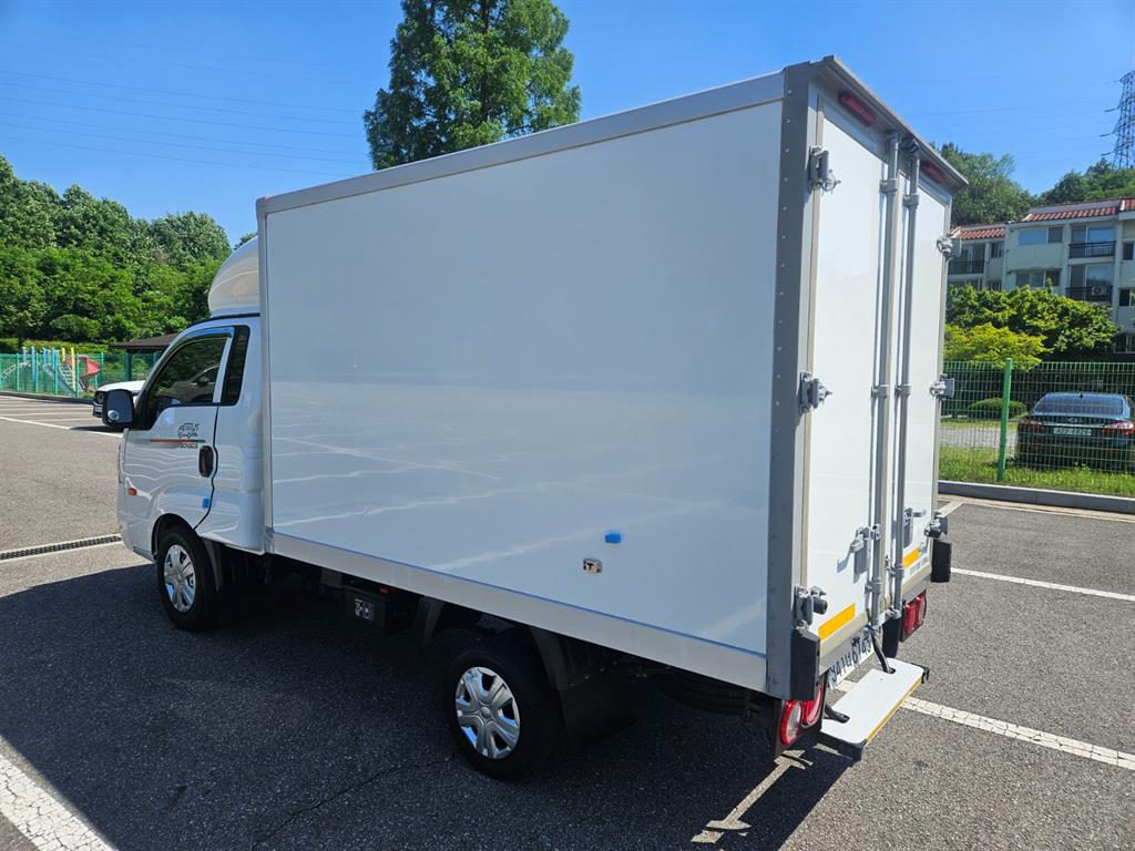 Small Truck Freezer Box(High Deck) - Vista 7