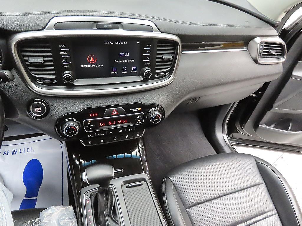 KIA Sorento 2019 Negro - Importación desde Corea - HF Imports Iquique - Foto 7