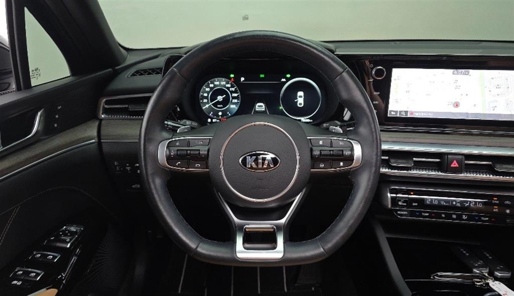 KIA K5 2020 Negro - Importación desde Corea - HF Imports Iquique - Foto 17