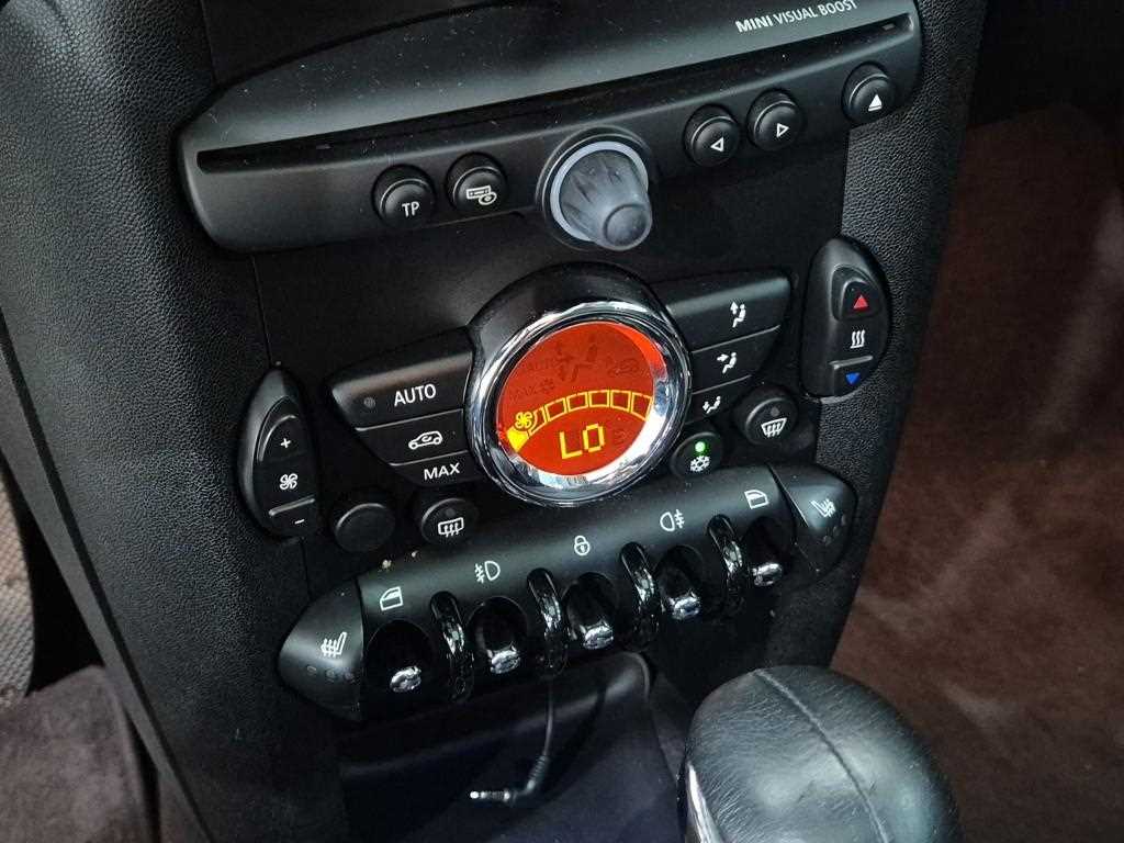Mini Cooper 2012 the color of pearl - Importación desde Corea - HF Imports Iquique - Foto 16