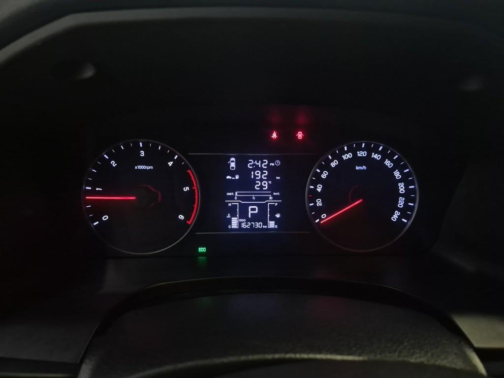 Ssangyong Rexton - Vista 5