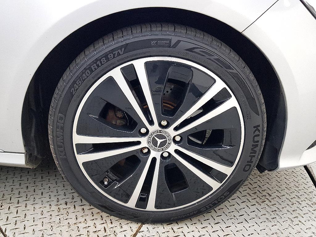Mercedes Benz E class 2016 Plateado - Importación desde Corea - HF Imports Iquique - Foto 20