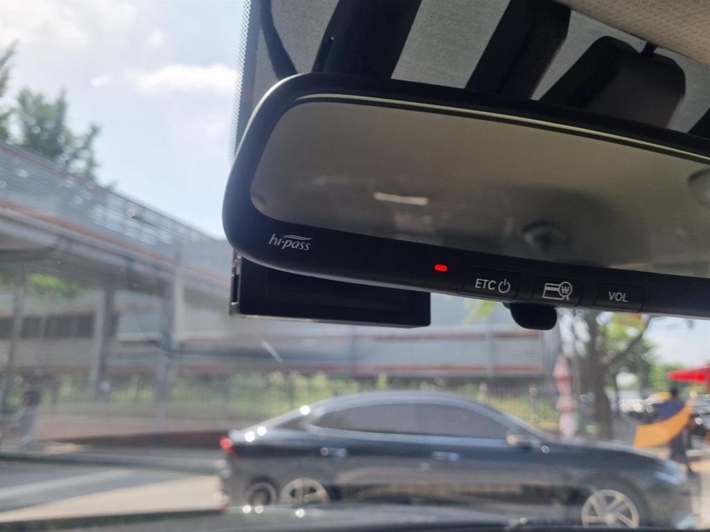 HYUNDAI Casper - Vista 11