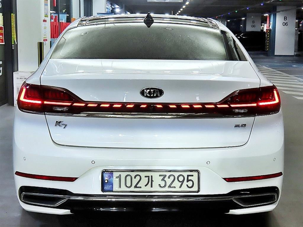 KIA K7 - Vista 5