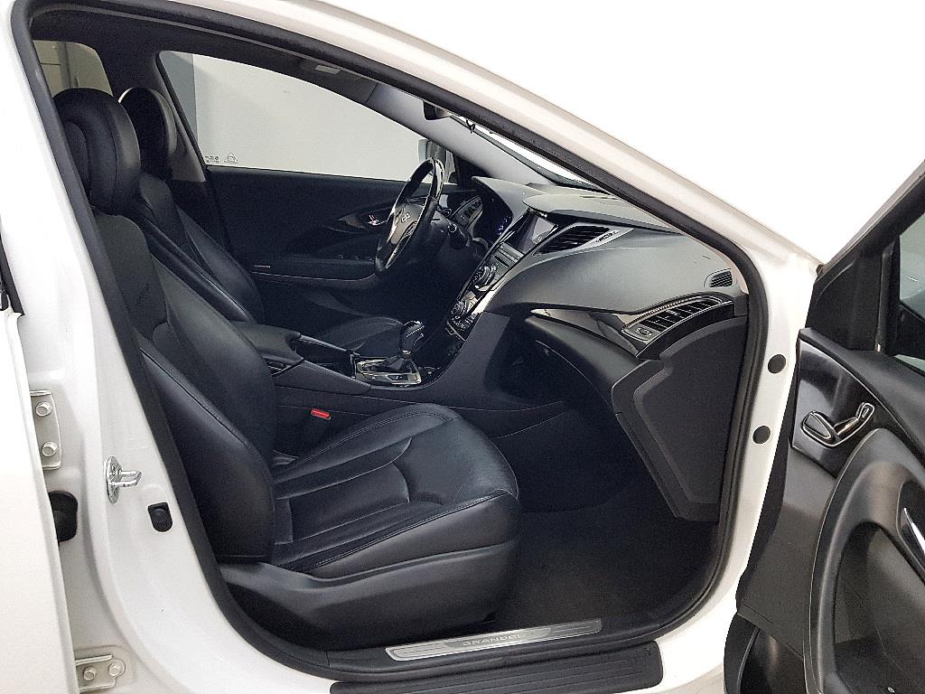 HYUNDAI Grandeur 2012 Blanco - Importación desde Corea - HF Imports Iquique - Foto 13