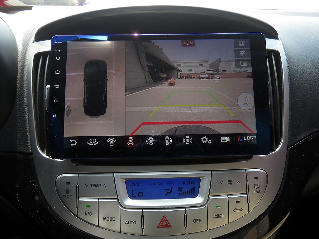 HYUNDAI Avante - Vista 12
