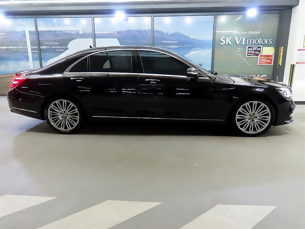 Mercedes Benz S Class - Vista 3
