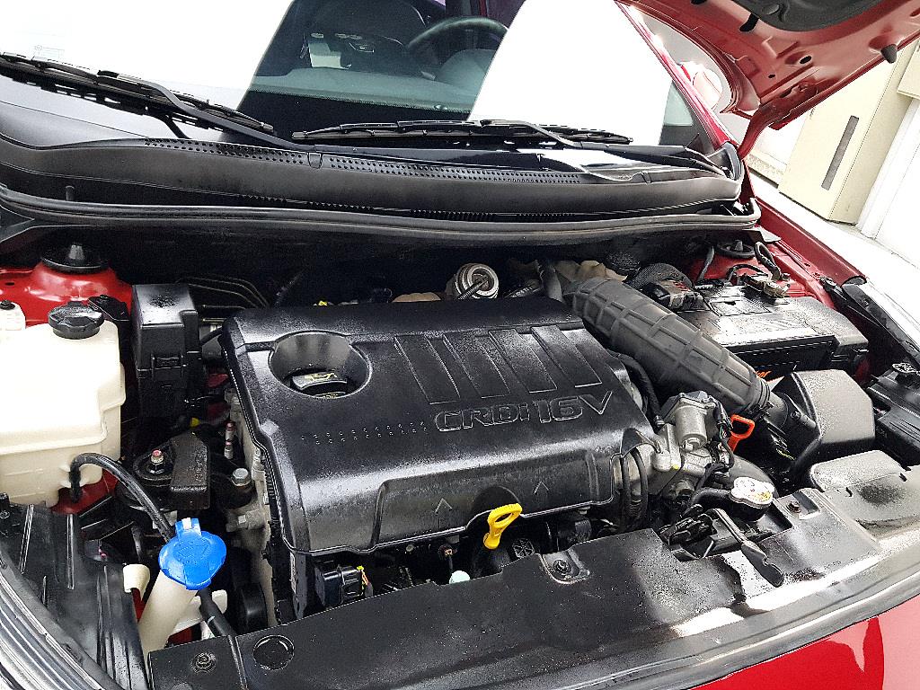 HYUNDAI Accent - Vista 6