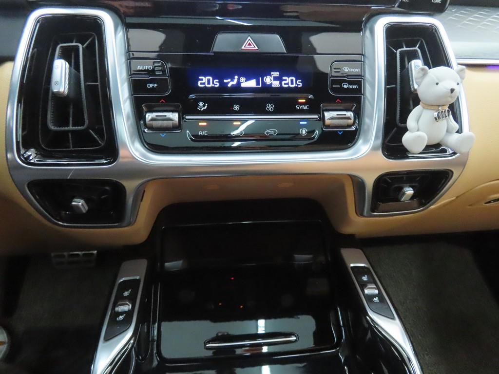 KIA Sorento - Vista 11