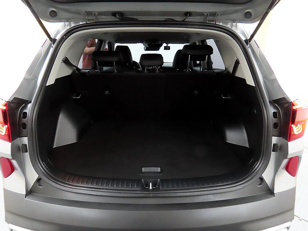 KIA Seltos 2023 Gris - Importación desde Corea - HF Imports Iquique - Foto 18