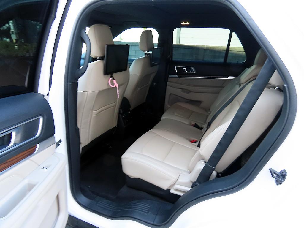 Ford Explorer - Vista 6
