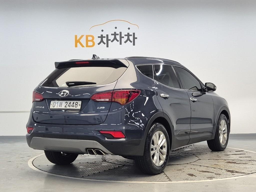 HYUNDAI Santa Fe - Vista 3