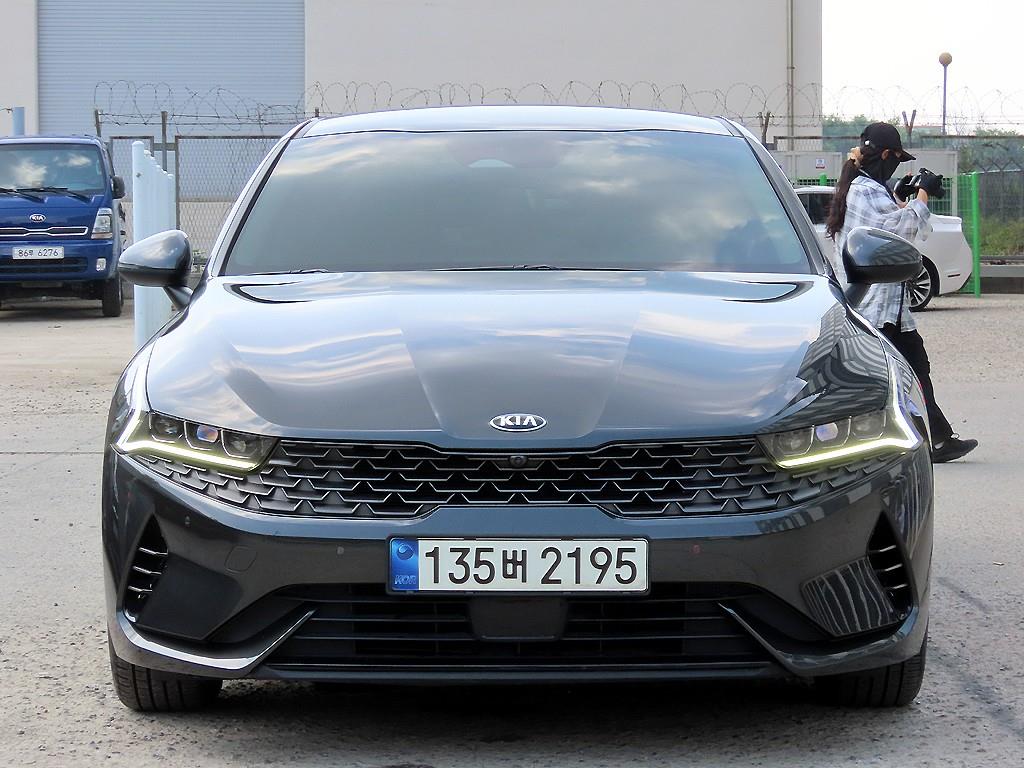 KIA K5 2021 Gris - Importación desde Corea - HF Imports Iquique - Foto 1