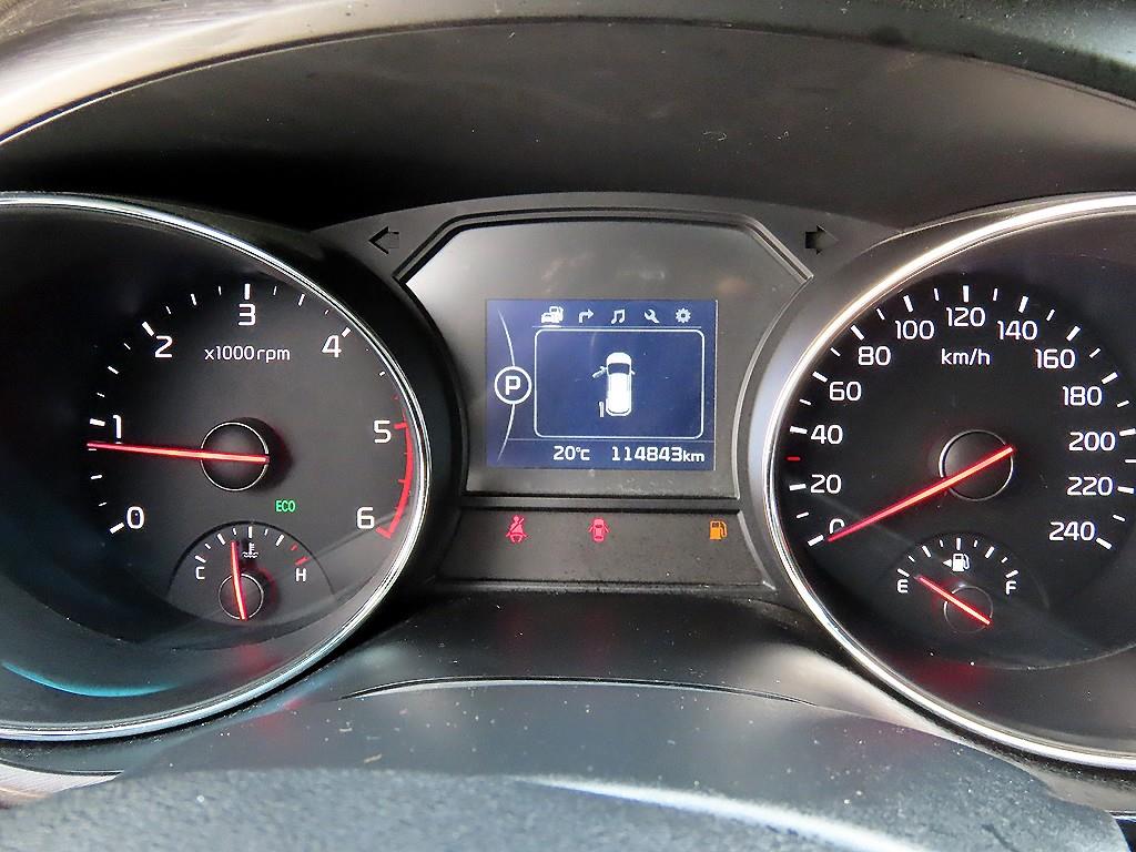 KIA Carnival - Vista 10
