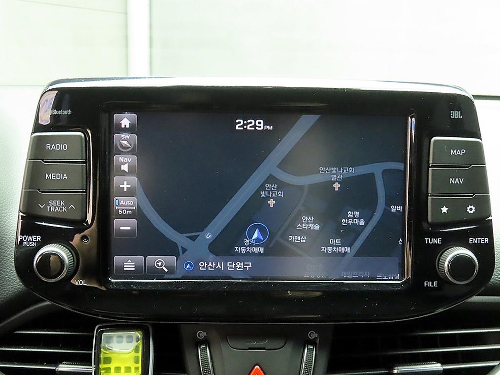 HYUNDAI i30 2018 Blanco - Importación desde Corea - HF Imports Iquique - Foto 14