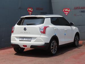 Ssangyong Tivoli - Vista 6