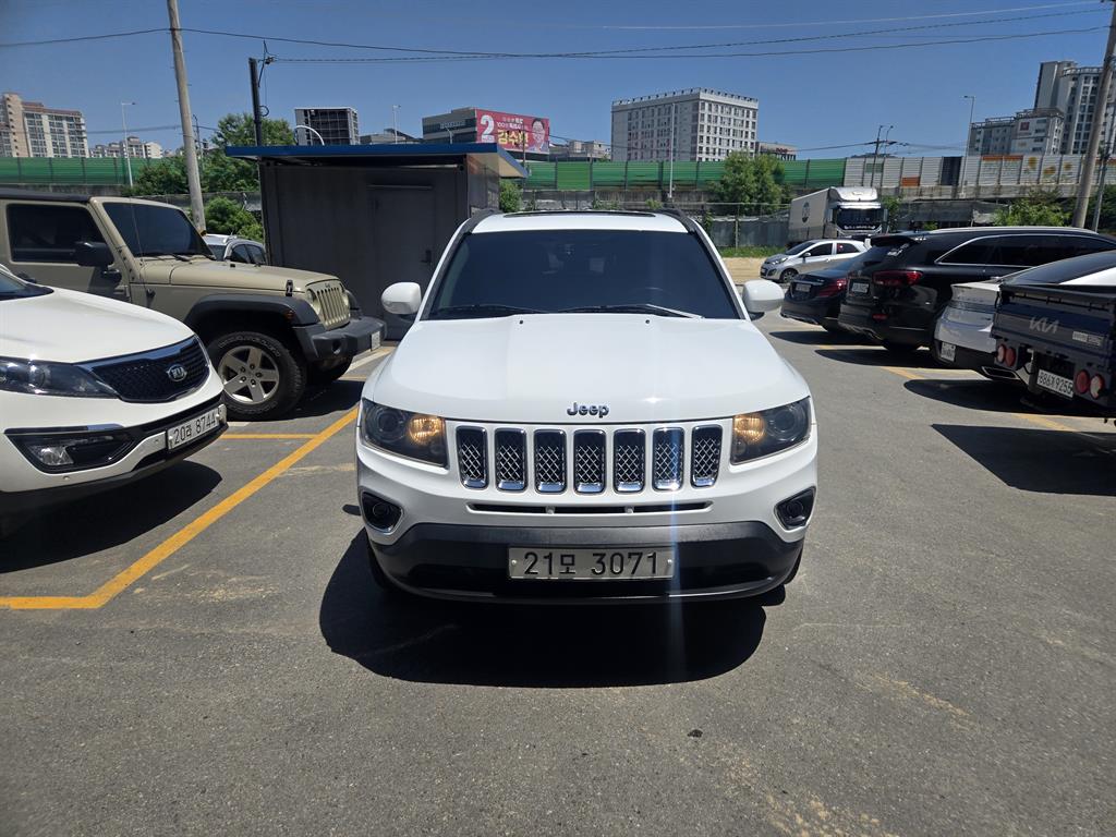 Jeep Compass 2015 Blanco - Importación desde Corea - HF Imports Iquique - Foto 1