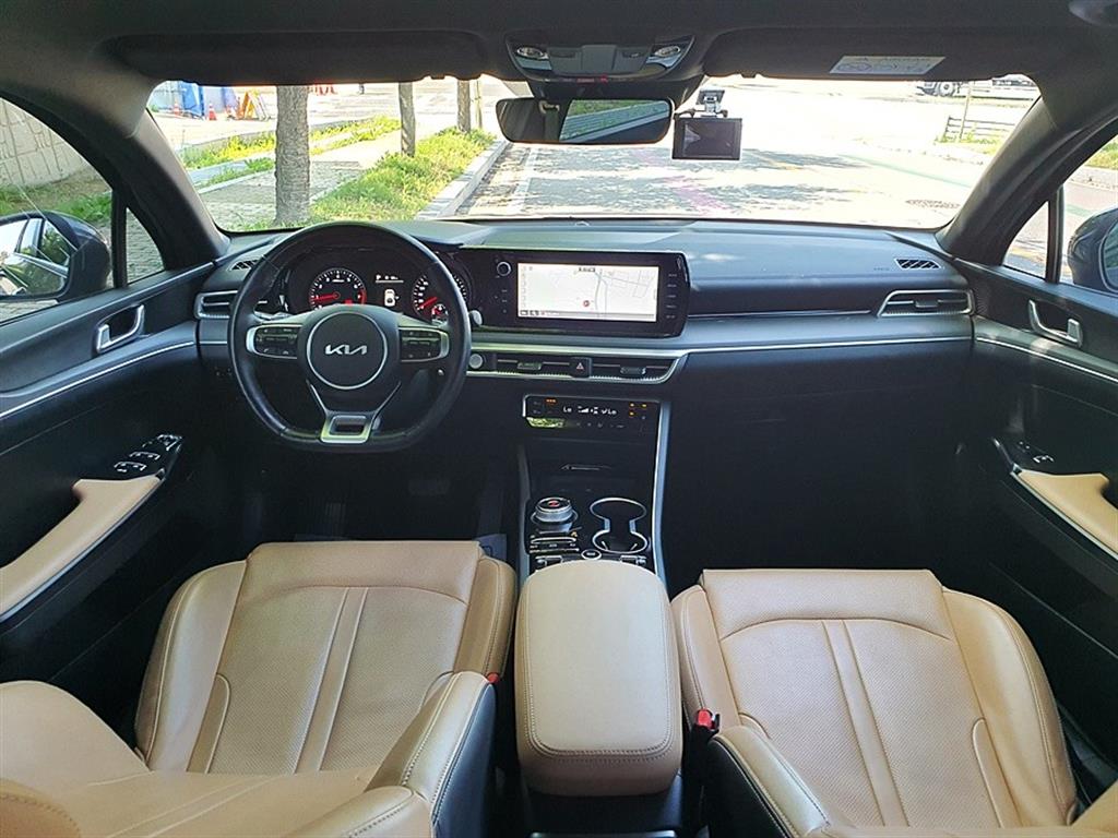 KIA K5 - Vista 11