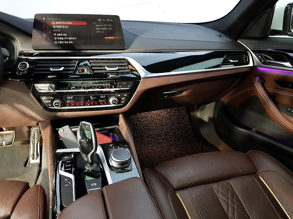 BMW 5 Series - Vista 10