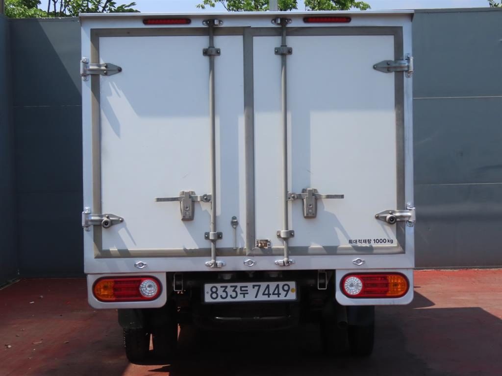 Small Truck Normal Box(Low Deck) - Vista 7