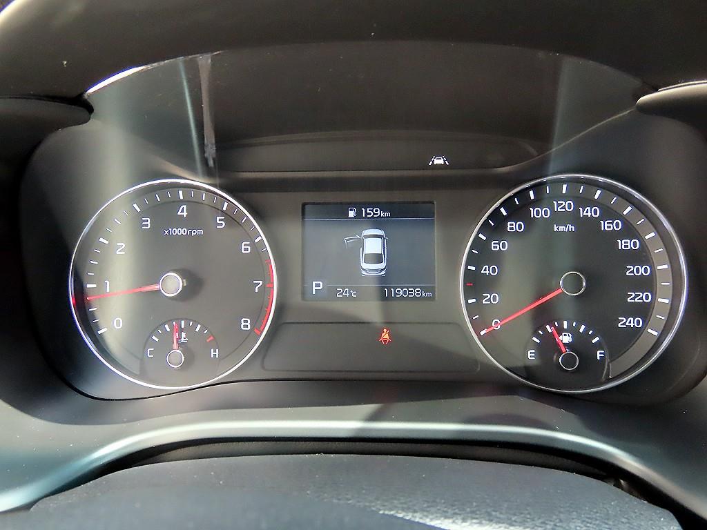 KIA K3 - Vista 9