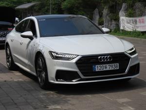 Audi A7 - Vista 4