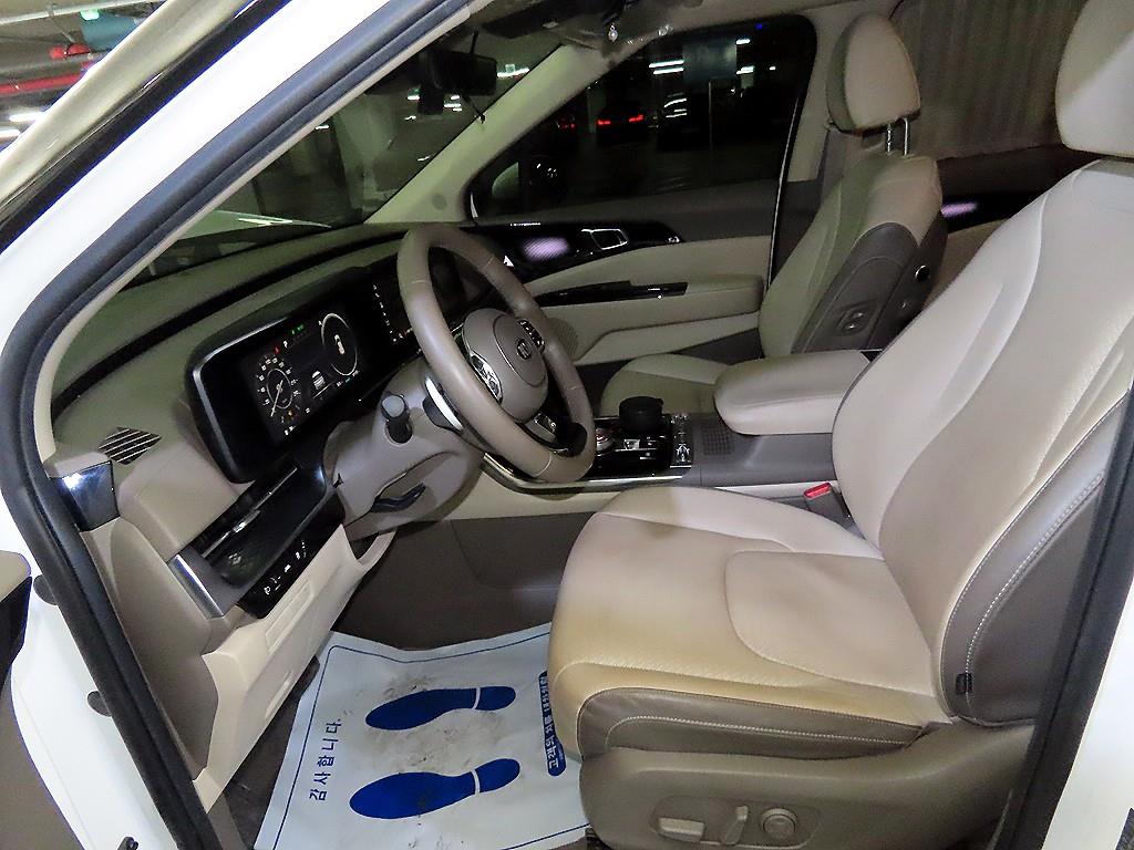 KIA Carnival - Vista 6