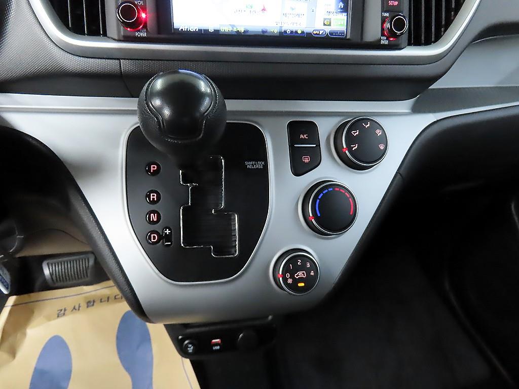 KIA Ray - Vista 10
