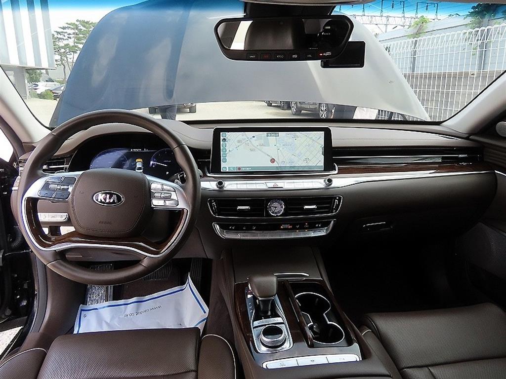 KIA K9 - Vista 7