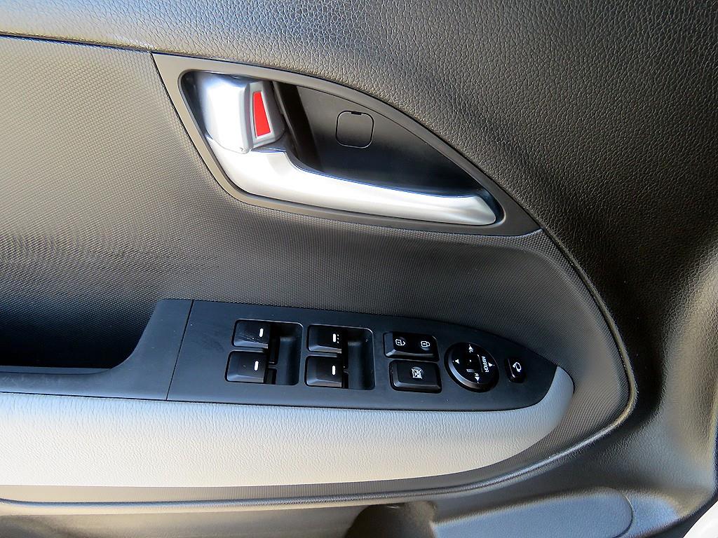 KIA Ray - Vista 10